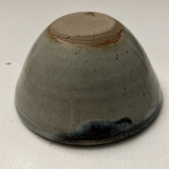 Small Pottery Bowl Nice Glaze - Picture 4 of 6